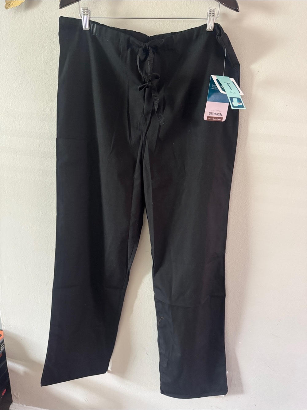 Universal Men's Black Drawstring Joggers